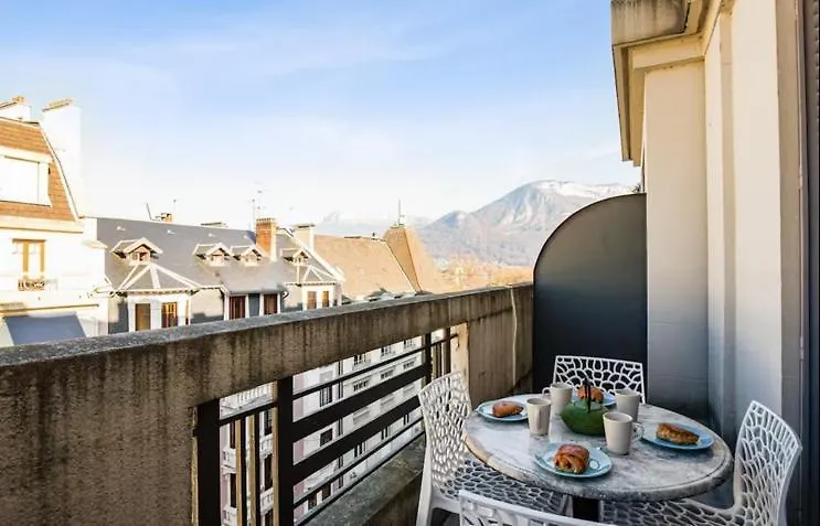 Balcon Sur Le Lac Annecy Francie